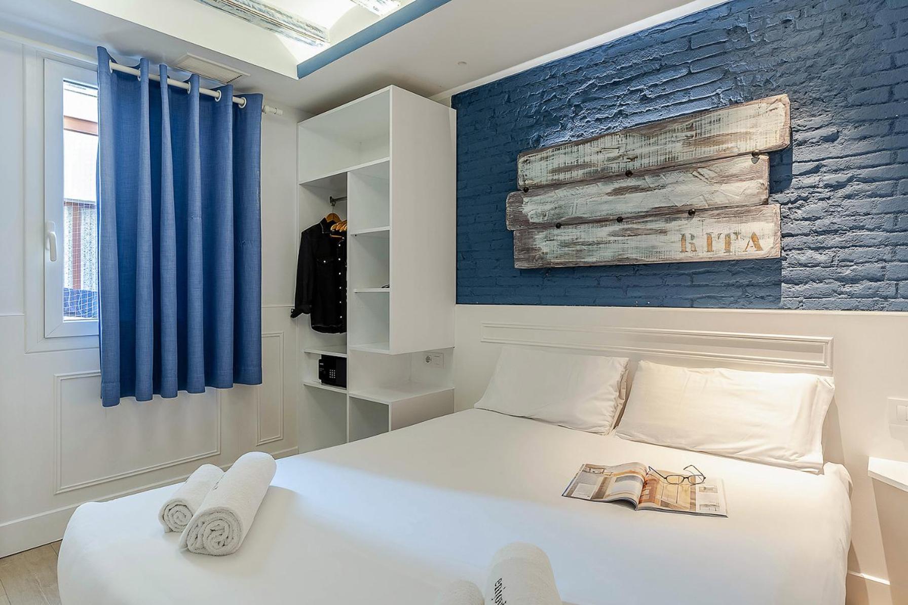 Enjoybcn Colon Apartments Barcelona Bagian luar foto