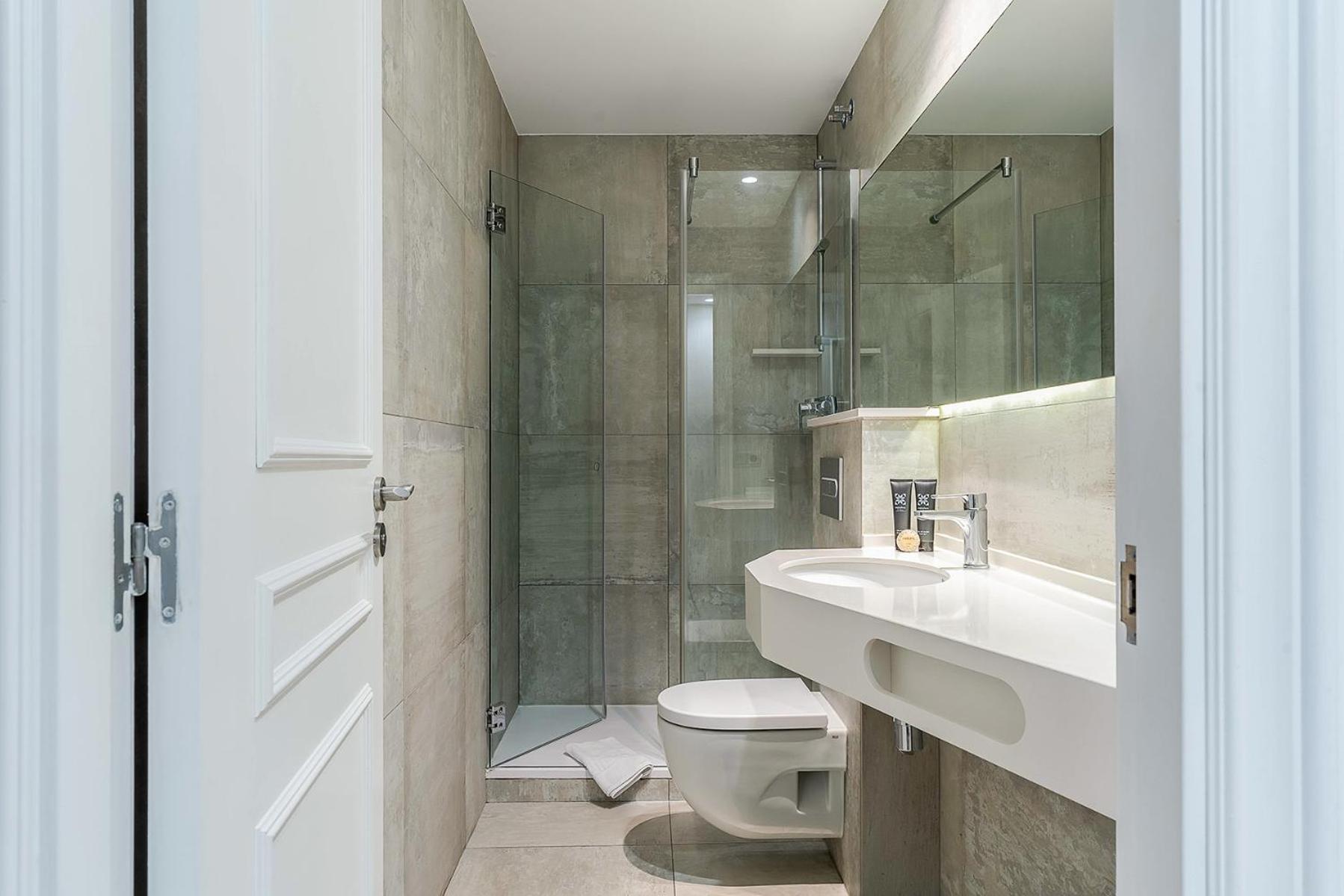 Enjoybcn Colon Apartments Barcelona Bagian luar foto