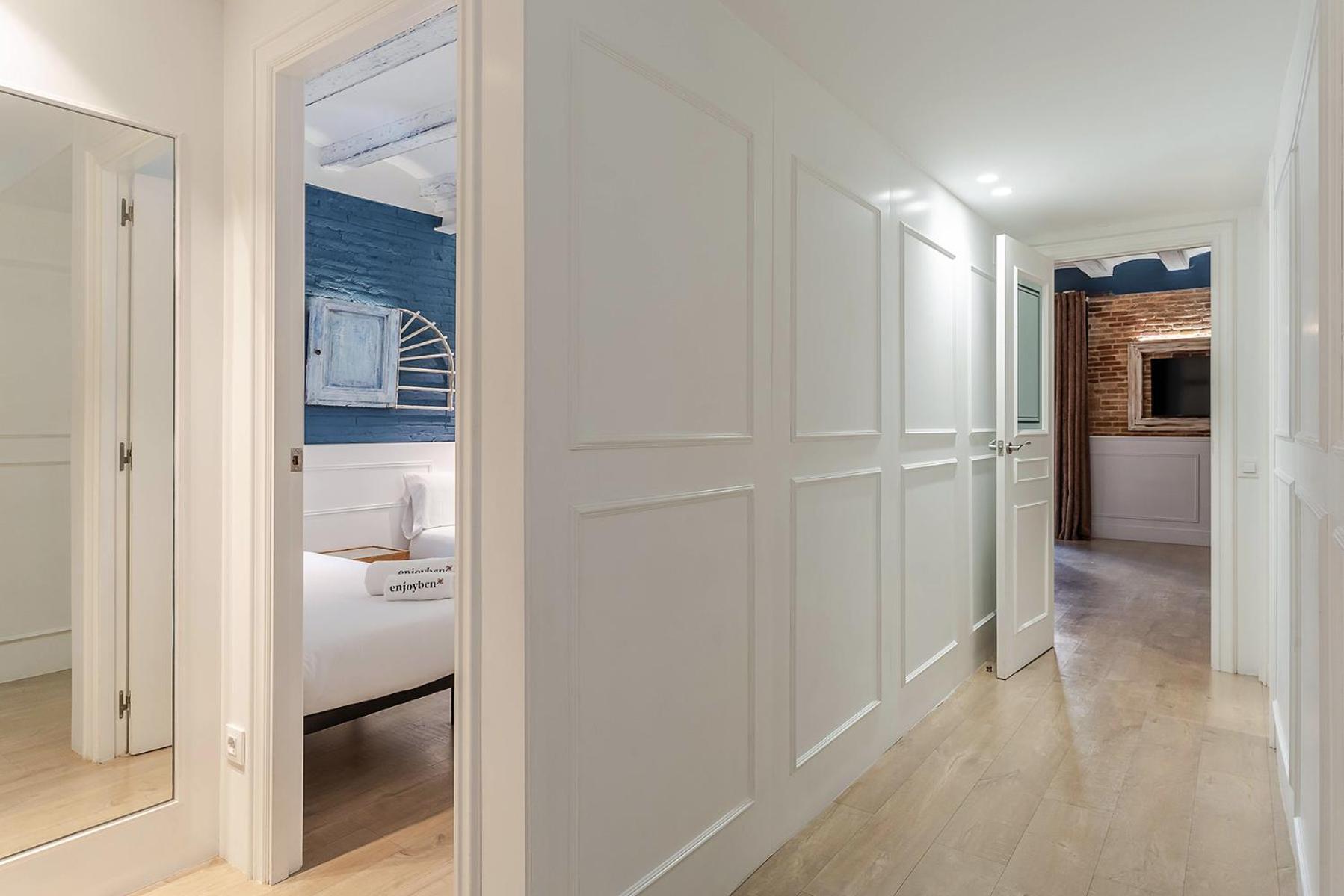Enjoybcn Colon Apartments Barcelona Bagian luar foto